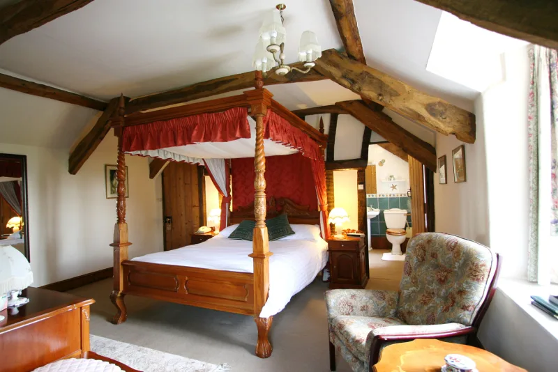 Collaven Manor Hotel
