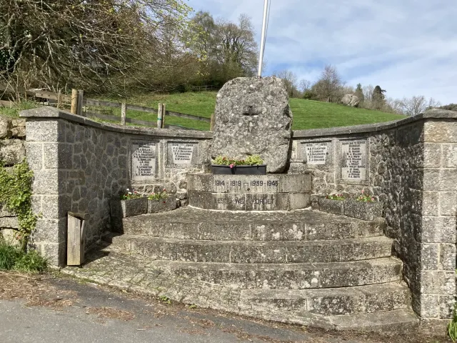 Lustleigh War Memorial