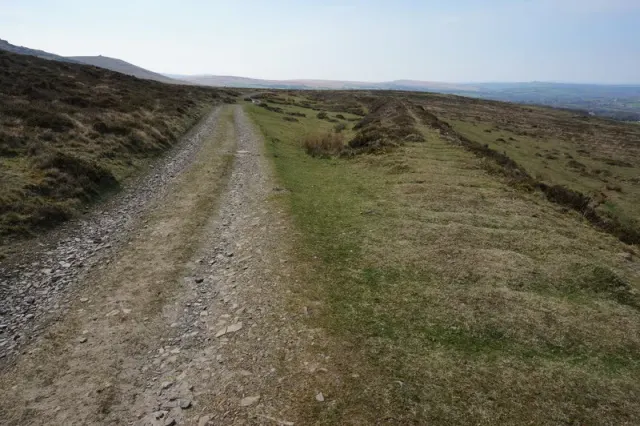 Cairn Circle