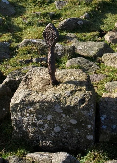 South-eastern of two cairns, Eylesbarrow