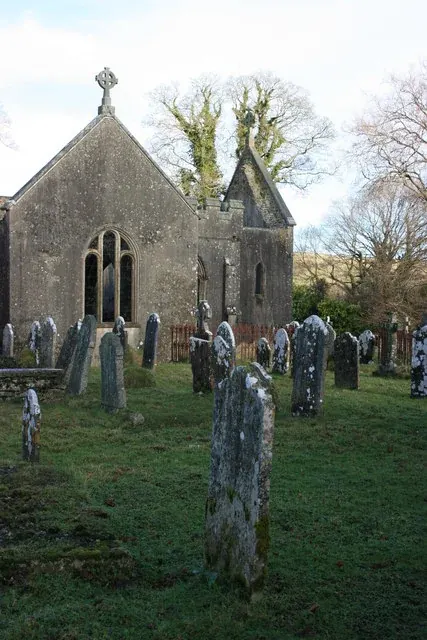Cabell Chest Tomb near Church of Holy Trinity
