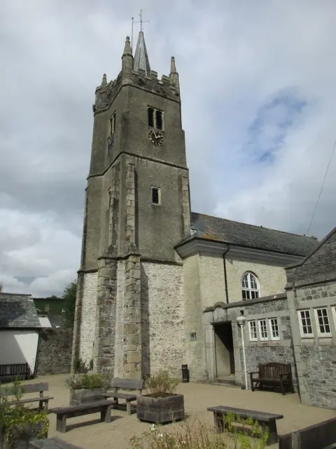 Gate Piers, Front of Chapel of St Lawrence