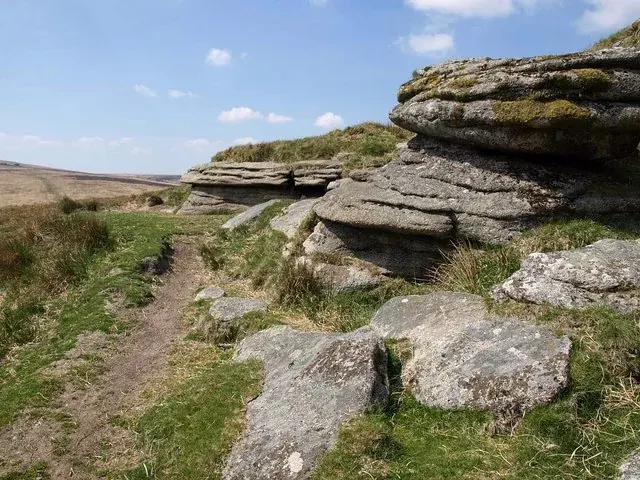 Hound Tor, Throwleigh