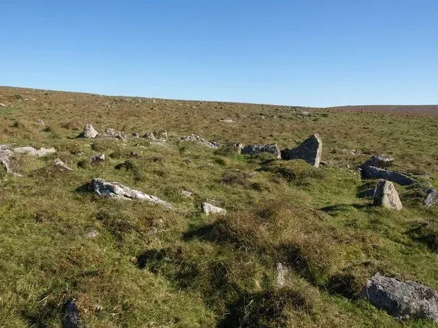 Hut circles between Hart Tor and Devil's Bridge