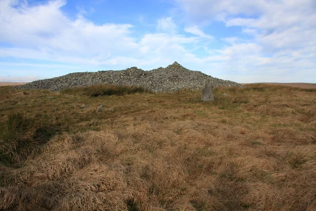 Wellington crash site, Three Barrows