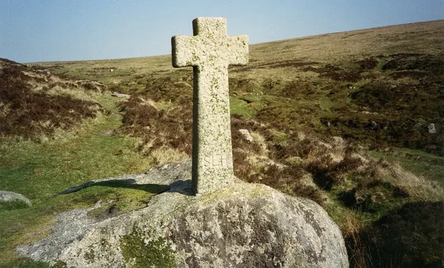 Devonport Leat Cross (Hutchinson's Cross)
